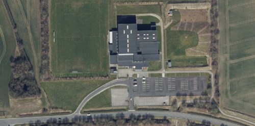 Luftfoto af Cuben samt tilhørende udendørsarealer